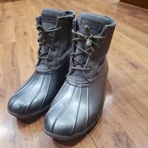 Sperry Gray & Blue Duck Boots!